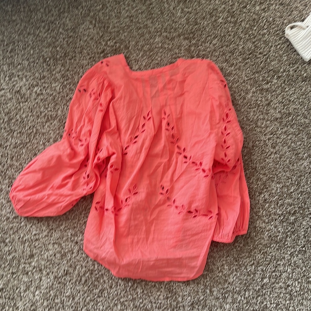 Lucky button down - Picture 3 of 3